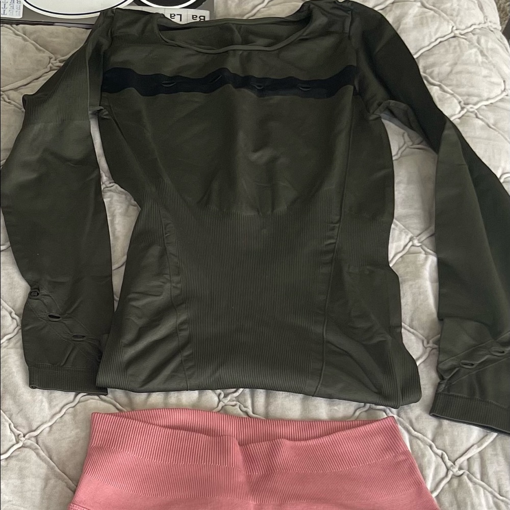 Alala long sleeve workout top